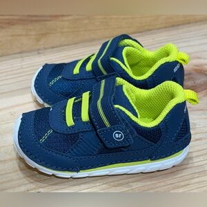EUC Stride Rite Kid's Soft Motion Jamie Baby Toddler Boys Size 4